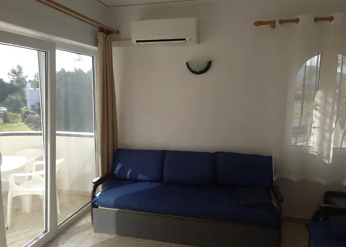 Rey-piscina * Dénia